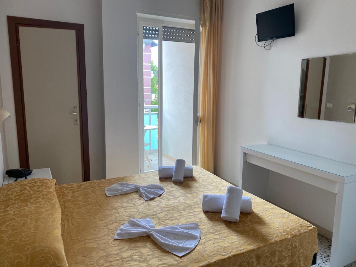Hotel Modenese Ριτσιόνε Εξωτερικό φωτογραφία